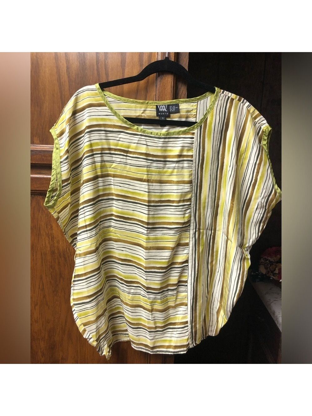 WORTH SILK SHIRT SIZE SMALL